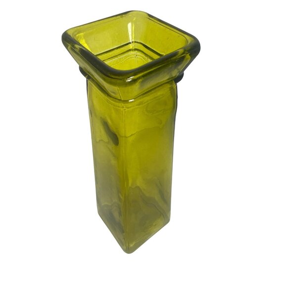 Mid Century Modern MCM 8" Vase Avocado Green Glass Tapered Decorative Bud Flower - Picture 2 of 8